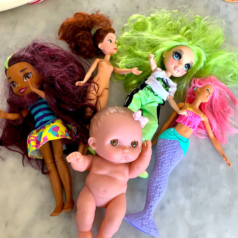 Bundle toys dolls🌲🌲